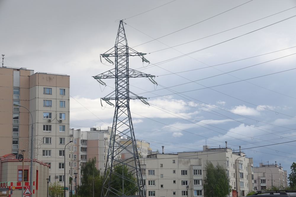 Can You Put A Building Under A Power Line